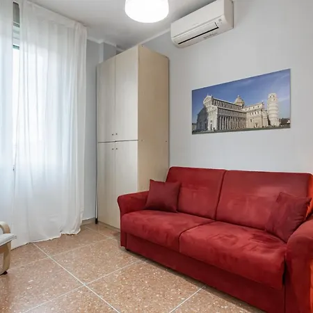 Yellowsunny With Two Balconies Apartment *